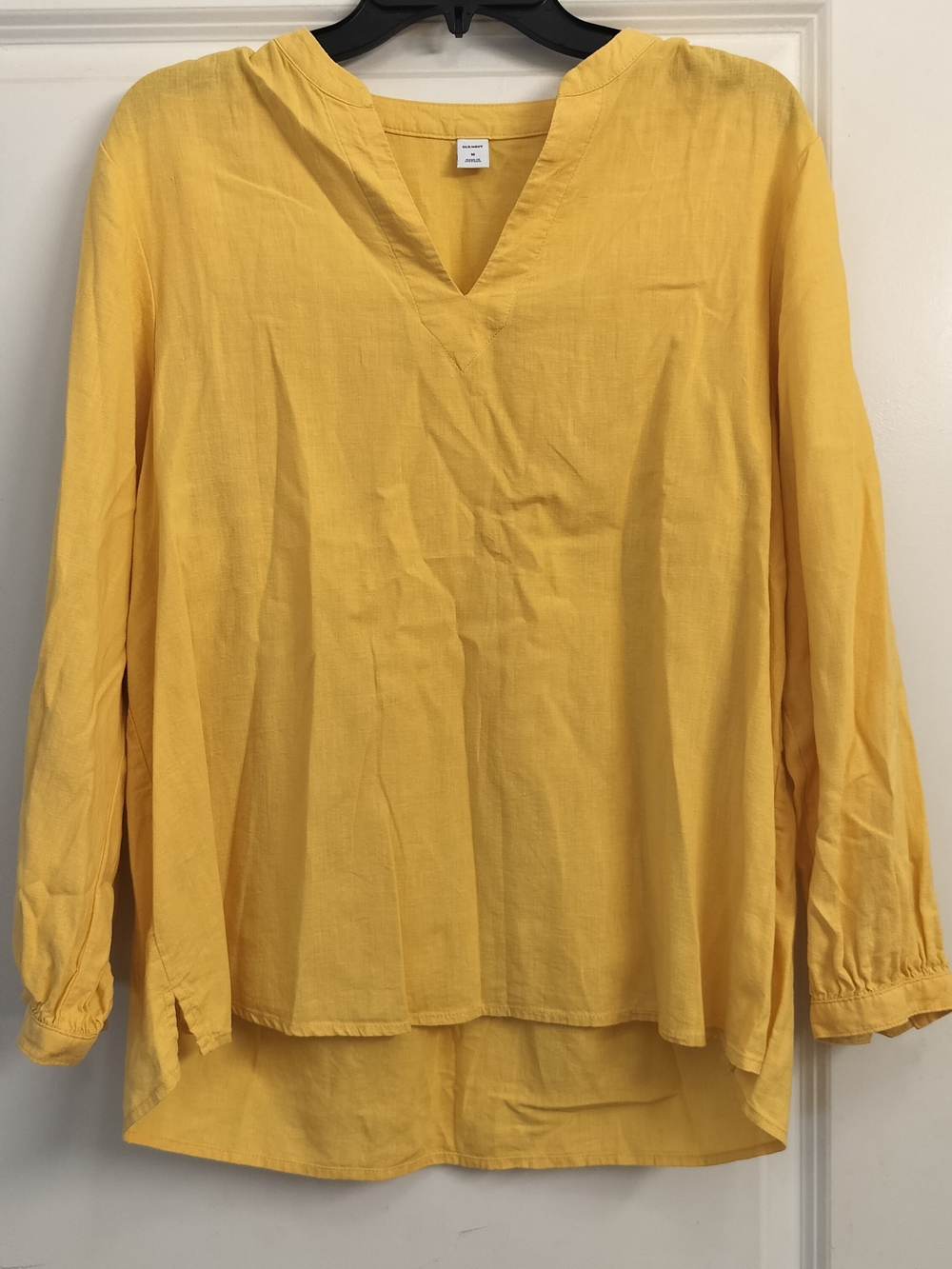 Old Navy Linen-Blend Split-Neck Long-Sleeve Blouse Top